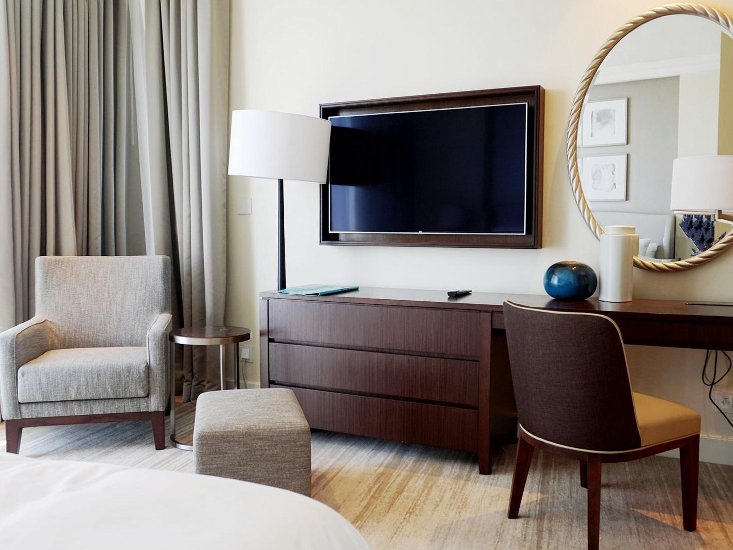 Room Interior 4